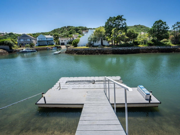 Picture of Why a jetty is the perfect addition to your luxury home | Lew Geffen ...